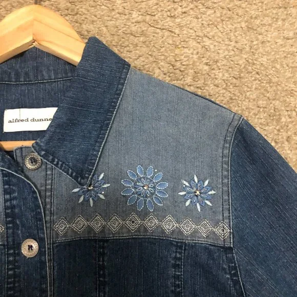 Alfred Dunner Denim Shirt Embroidered details Country Style Size 14 - Picture 8 of 12